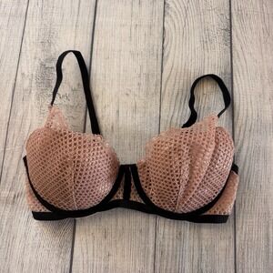 Victoria's Secret Underwire Padded Fishnet Push Up Plunge Bra Pink 34D